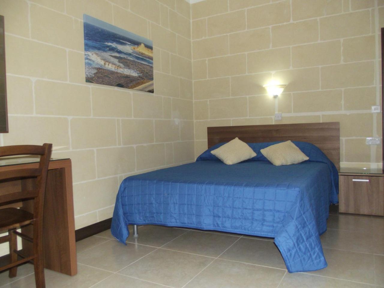 Sunset Seaview Accommodation Marsalforn Exterior photo