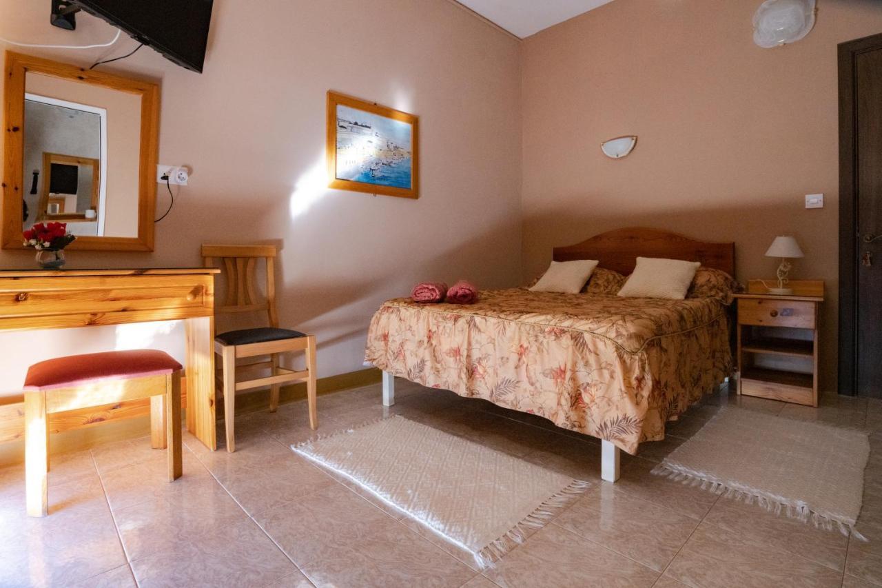 Sunset Seaview Accommodation Marsalforn Exterior photo
